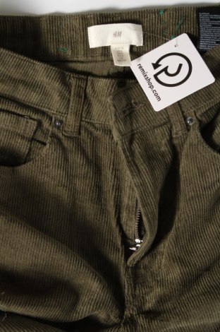 Pantaloni de velvet de femei H&M, Mărime M, Culoare Verde, Preț 31,48 Lei