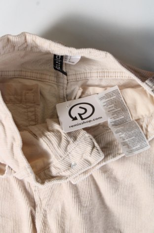 Γυναικείο κοτλέ παντελόνι H&M Divided, Μέγεθος S, Χρώμα Λευκό, Τιμή 8,43 €