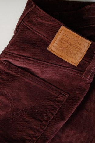 Pantaloni de velvet de femei Levi's, Mărime M, Culoare Roșu, Preț 230,92 Lei