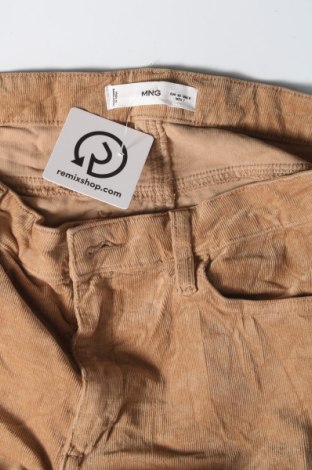 Pantaloni de velvet de femei Mango, Mărime M, Culoare Bej, Preț 111,84 Lei