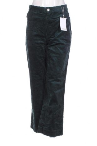 Дамски джинси Monki, Размер XL, Цвят Зелен, Цена 22,40 лв.
