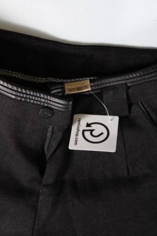 Pantaloni scurți de femei, Mărime M, Culoare Negru, Preț 23,75 Lei