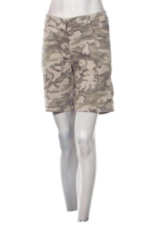 Női rövidnadrág, Méret XL, Szín Sokszínű, Ár 4 820 Ft