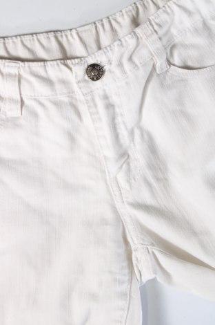 Pantaloni scurți de femei, Mărime S, Culoare Alb, Preț 26,17 Lei