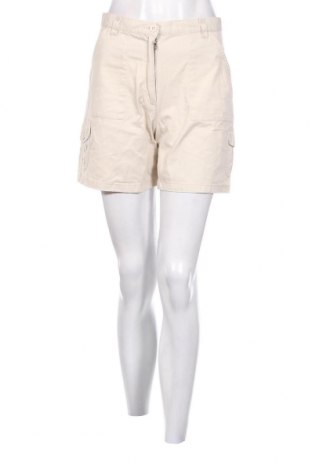 Γυναικείο κοντό παντελόνι, Μέγεθος M, Χρώμα Εκρού, Τιμή 9,72 €