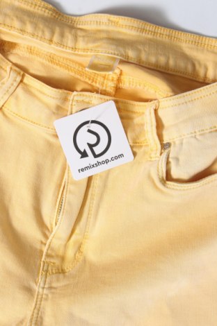 Γυναικείο κοντό παντελόνι, Μέγεθος XXL, Χρώμα Κίτρινο, Τιμή 4,96 €