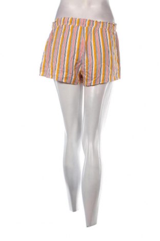 Pantaloni scurți de femei, Mărime S, Culoare Multicolor, Preț 26,17 Lei