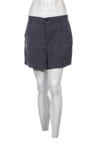 Γυναικείο κοντό παντελόνι 17 & Co., Μέγεθος M, Χρώμα Γκρί, Τιμή 11,75 €