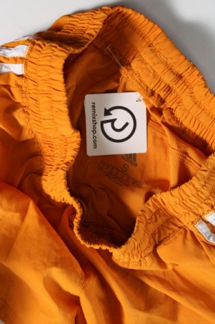 Γυναικείο κοντό παντελόνι Adidas, Μέγεθος S, Χρώμα Κίτρινο, Τιμή 21,03 €