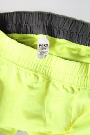 Pantaloni scurți de femei Aero, Mărime M, Culoare Galben, Preț 62,50 Lei