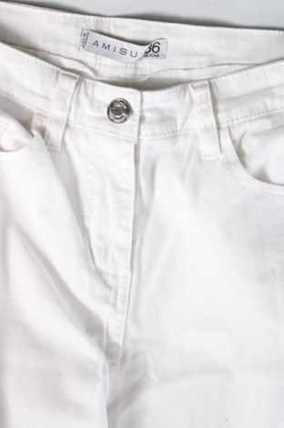 Γυναικείο κοντό παντελόνι Amisu, Μέγεθος S, Χρώμα Λευκό, Τιμή 9,74 €