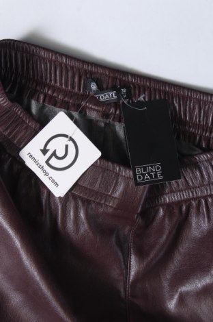 Γυναικείο κοντό παντελόνι Blind Date, Μέγεθος M, Χρώμα Κόκκινο, Τιμή 4,80 €