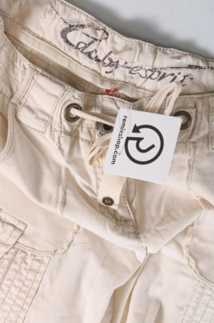 Pantaloni scurți de femei Edc By Esprit, Mărime XXS, Culoare Ecru, Preț 52,04 Lei