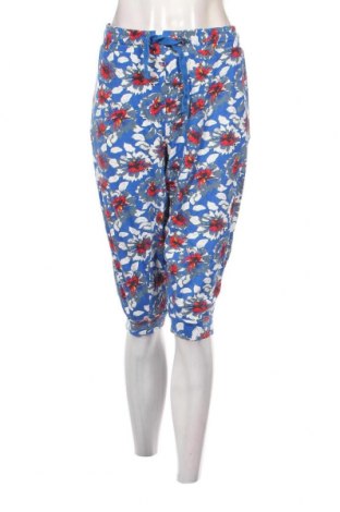Дамски къс панталон Esmara, Размер 3XL, Цвят Многоцветен, Цена 11,40 лв.