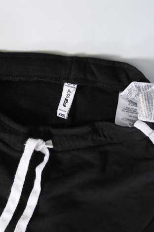Damen Shorts Fb Sister, Größe XXS, Farbe Schwarz, Preis 6,08 €