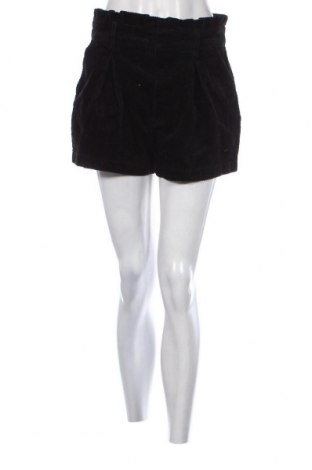 Γυναικείο κοντό παντελόνι Forever 21, Μέγεθος M, Χρώμα Μαύρο, Τιμή 4,95 €