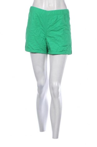 Дамски къс панталон Grunt, Размер L, Цвят Зелен, Цена 19,00 лв.