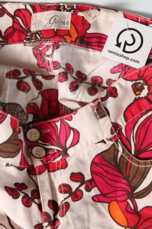 Damen Shorts Guess, Größe L, Farbe Mehrfarbig, Preis 34,78 €