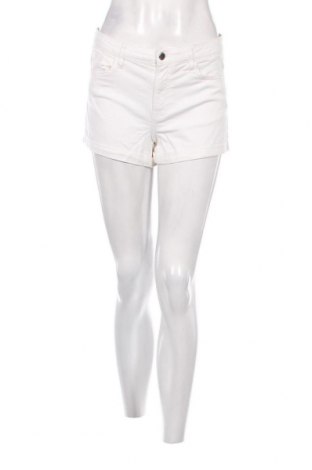 Дамски къс панталон H&M, Размер M, Цвят Бял, Цена 7,60 лв.