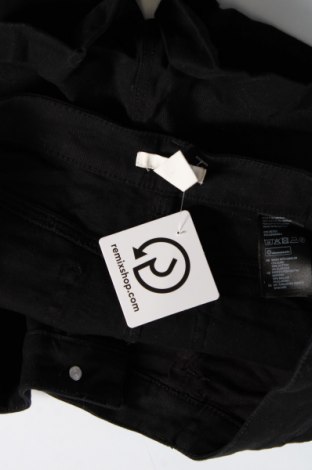 Pantaloni scurți de femei H&M, Mărime M, Culoare Negru, Preț 21,88 Lei