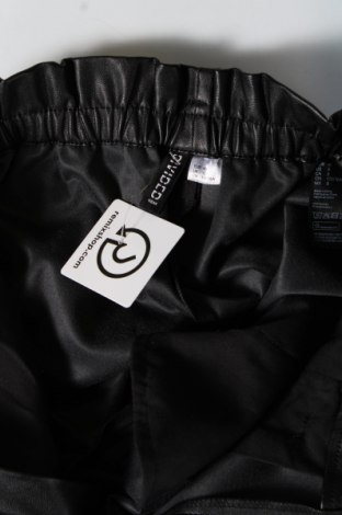 Pantaloni scurți de femei H&M Divided, Mărime M, Culoare Negru, Preț 23,13 Lei