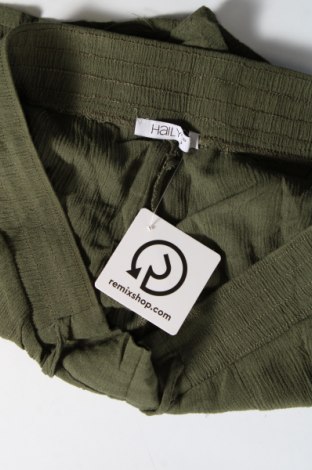 Дамски къс панталон Haily`s, Размер M, Цвят Зелен, Цена 34,00 лв.