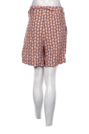 Γυναικείο κοντό παντελόνι LCW, Μέγεθος M, Χρώμα Πολύχρωμο, Τιμή 5,10 €