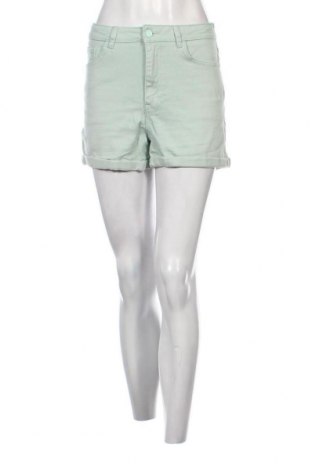 Γυναικείο κοντό παντελόνι LCW, Μέγεθος M, Χρώμα Πράσινο, Τιμή 11,75 €