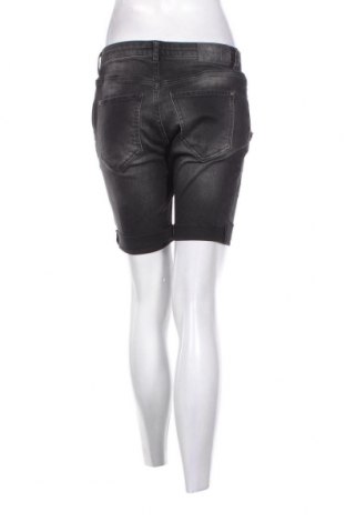 Damen Shorts ONLY, Größe M, Farbe Schwarz, Preis 10,23 €