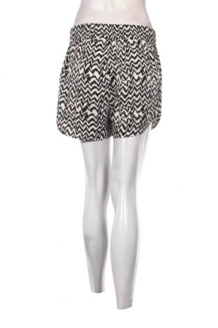 Γυναικείο κοντό παντελόνι ONLY, Μέγεθος M, Χρώμα Πολύχρωμο, Τιμή 12,37 €