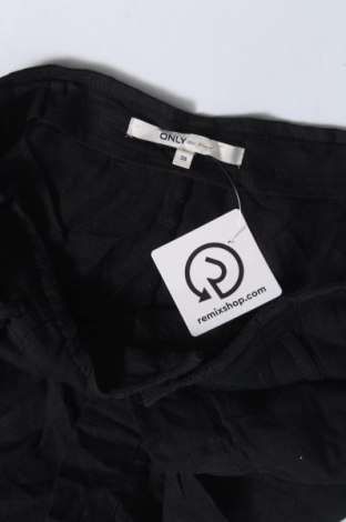 Γυναικείο κοντό παντελόνι ONLY, Μέγεθος M, Χρώμα Μαύρο, Τιμή 12,37 €