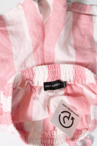 Γυναικείο κοντό παντελόνι Pretty Little Thing, Μέγεθος S, Χρώμα Πολύχρωμο, Τιμή 5,29 €
