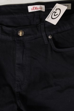 Дамски къс панталон S.Oliver, Размер XL, Цвят Син, Цена 34,00 лв.