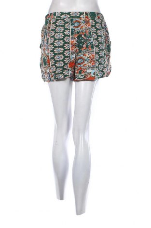 Дамски къс панталон SHEIN, Размер M, Цвят Многоцветен, Цена 19,00 лв.