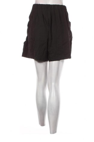 Γυναικείο κοντό παντελόνι SHEIN, Μέγεθος XL, Χρώμα Μαύρο, Τιμή 11,75 €
