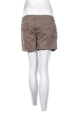 Дамски къс панталон Sancred, Размер L, Цвят Кафяв, Цена 19,00 лв.