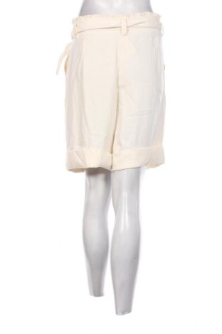 Дамски къс панталон Sinsay, Размер M, Цвят Екрю, Цена 10,26 лв.