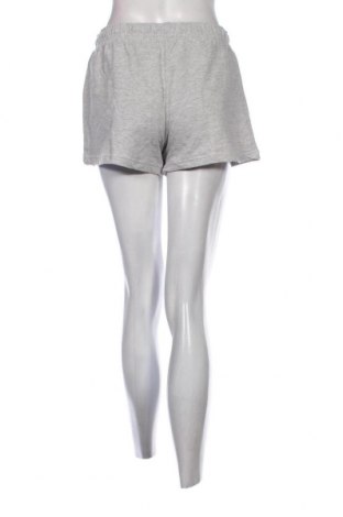 Damen Shorts Sinsay, Größe M, Farbe Grau, Preis 9,50 €