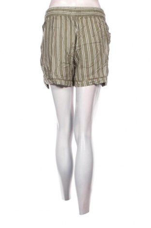 Γυναικείο κοντό παντελόνι Sublevel, Μέγεθος M, Χρώμα Πράσινο, Τιμή 11,75 €