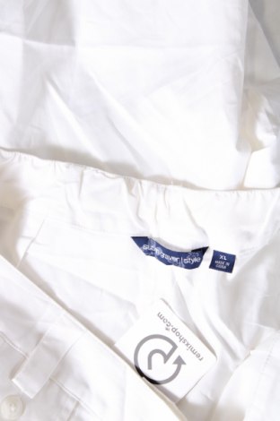 Pantaloni scurți de femei Susan Graver, Mărime XL, Culoare Alb, Preț 48,47 Lei