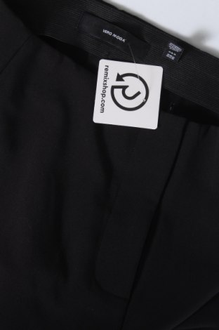 Γυναικείο κοντό παντελόνι Vero Moda, Μέγεθος S, Χρώμα Μαύρο, Τιμή 5,52 €