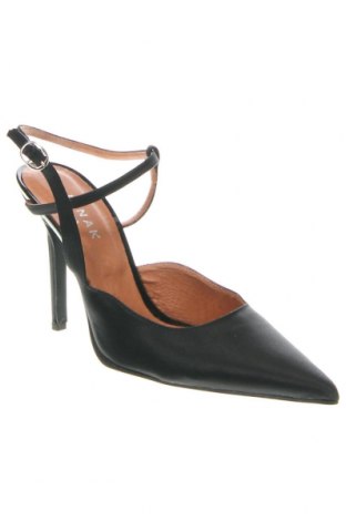 Дамски обувки Jonak, Размер 39, Цвят Черен, Цена 117,00 лв.