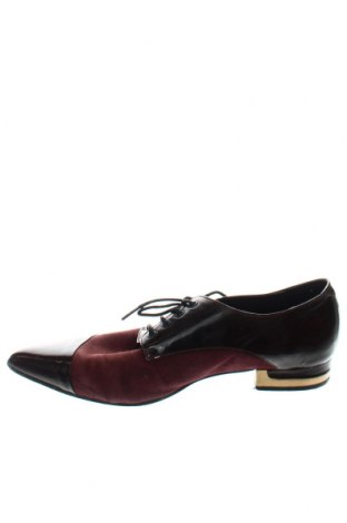 Дамски обувки Vera Pelle, Размер 37, Цвят Многоцветен, Цена 33,06 лв.