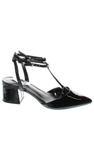 Дамски обувки Zara, Размер 38, Цвят Черен, Цена 16,20 лв.