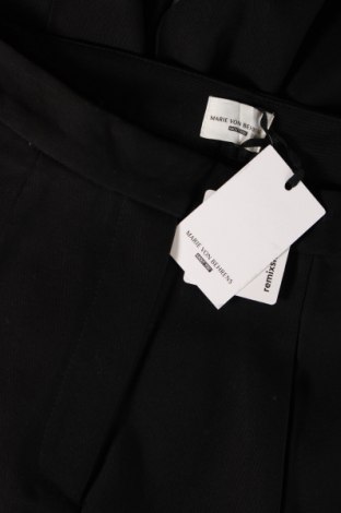 Γυναικείο παντελόνι ABOUT YOU x Marie von Behrens, Μέγεθος M, Χρώμα Μαύρο, Τιμή 42,06 €