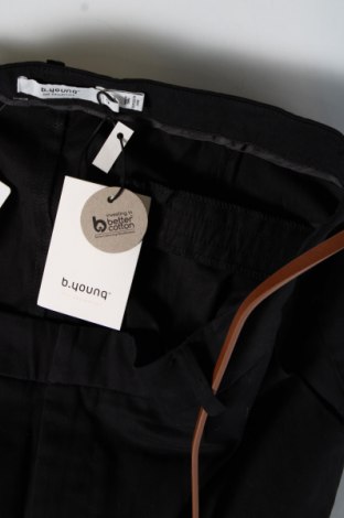 Γυναικείο παντελόνι B.Young, Μέγεθος L, Χρώμα Μαύρο, Τιμή 11,11 €