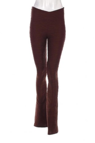Дамски панталон Bershka, Размер S, Цвят Кафяв, Цена 9,86 лв.