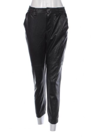 Pantaloni de femei Bershka, Mărime S, Culoare Negru, Preț 27,66 Lei