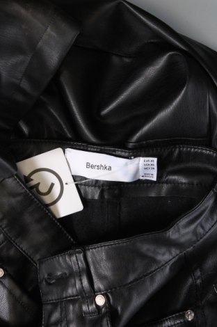 Damenhose Bershka, Größe XS, Farbe Schwarz, Preis € 20,18