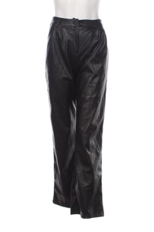Pantaloni de femei Bershka, Mărime S, Culoare Negru, Preț 24,80 Lei